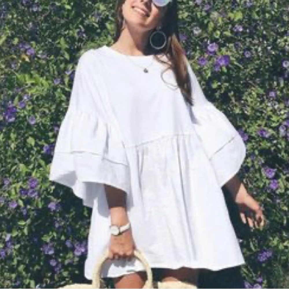 ISO!!!! This Zara White Oversized Mini Shirt Dress! Size Large or XL!